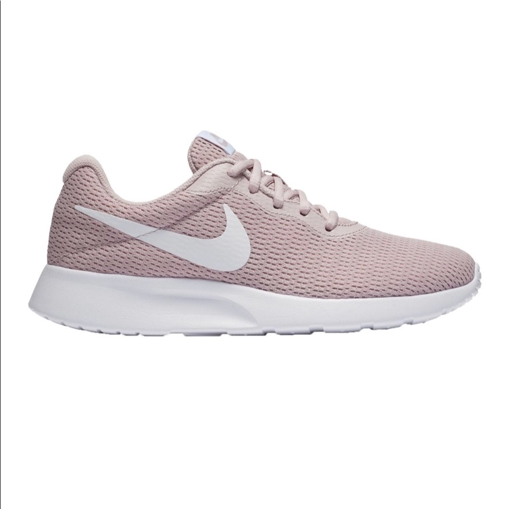 Nike Women’s Tanjun Shoes